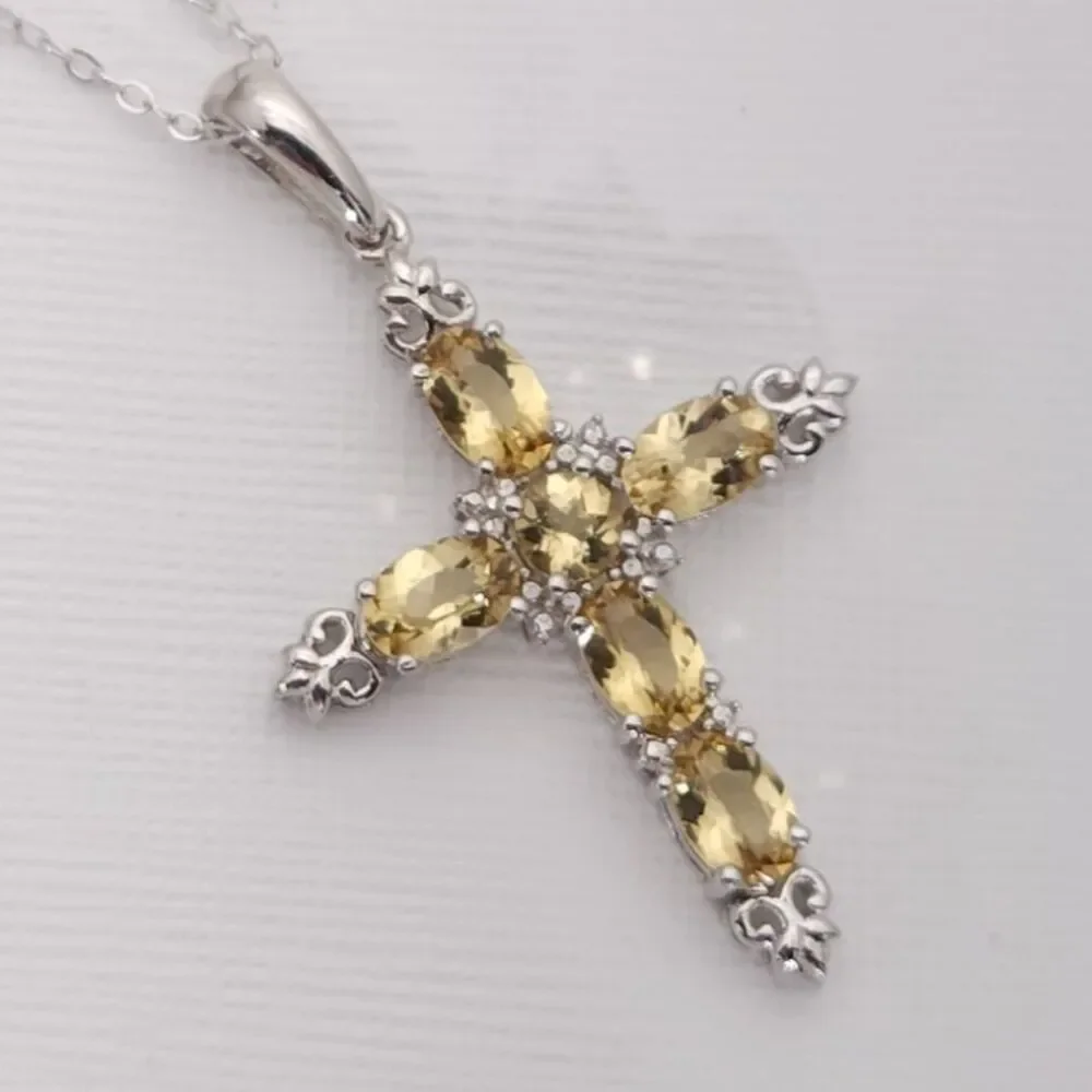 Marialite Cross Pendant and Chain made in Italy